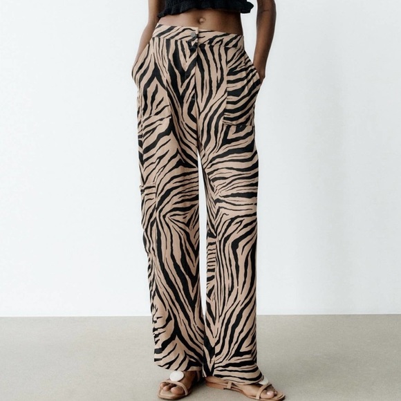 Zara Pants - EUC ZARA ANIMAL PRINT SATIN LIKE HIGH RISE PANTS SIZE M